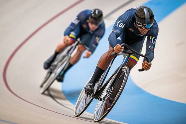 MURILLO MINOTA Ruben Dario, QUINTERO CHAVARRO Kevin Santiago, RAMIREZ MORALES Santiago UCI Track Cycling World Championships 2025 MURILLO MINOTA Ruben Dario QUINTERO CHAVARRO Kevin Santiago RAMIREZ MORALES Santiago COL Columbia Landscape horizontal Landscape Event Event UCI Track Cycling World Championships 2025 Category Category Cycling Track Cycling World Championships Elite men Location Place South America Chile Santiago de Chile Velodromo Parque Penalolen Instituto Discipline Team Sprint Distance m Date Date 22 10 2025 Wednesday Day 1