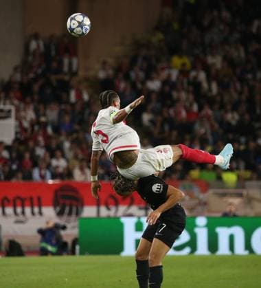RECORD DATE NOT STATED AS MONACO TOTTENHAM LIGUE DES CHAMPIONS SERGE HAOUZI MAXPPP - MONACO L As Monaco recoit le club anglais de Tottenham au stade Louis II a Monaco pour le compte de la troisieme journee de la ligue des champions 2025 2026 Le monegasque Keher au prise avec l anglais Xavi Simons MONACO Principaute de Monaco France  Copyright: xMAXPPPxSERGExHAOUZIx SHZ202510224858 SHZ202510224858