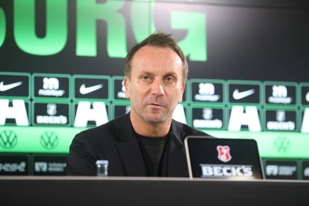 VfL PK Wolfsburg, 23 10 2025, FOOTBALL VfL Wolfsburg, Press conference before the match against HSV, 1 Bundesliga, Season 2024 25 Sports Director Sebastian Szindzielorz VfL Wolfsburg Wolfsburg