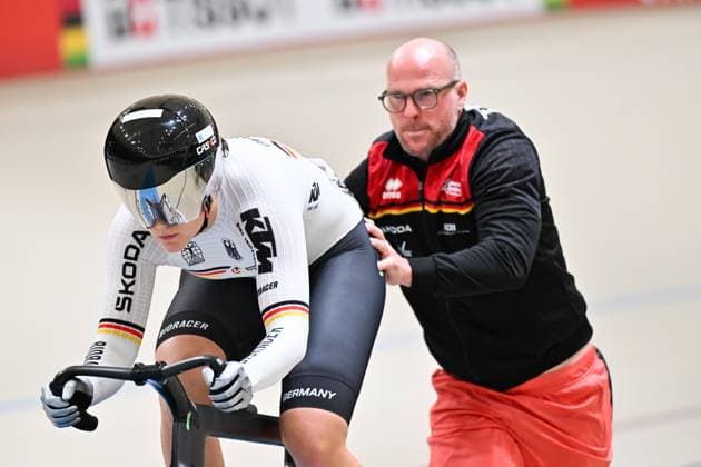 2025 Tissot UCI Track World Championships Picture by Simon Wilkinson SWpix.com - 23 10 2025 - Cycling - 2025 Tissot UCI Track World Championships - Velodromo PenalolÃ n, Santiago, Chile - Women™s Sprint - Qualifying - Lea Sophie Friedrich (Germany) Copyright: x xSWpix.comx(t axPhotographyxHubxLtd)xSimonxWilkinson SWpix.comx SWP-3030-10681