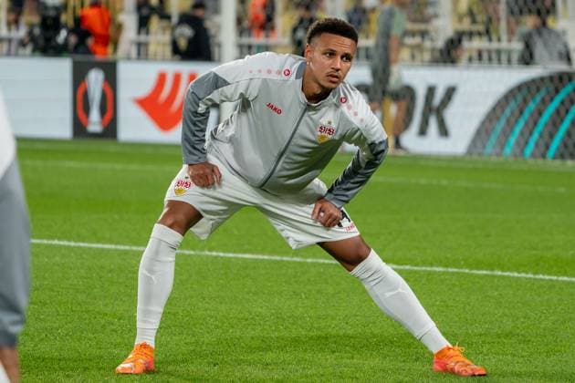 Luca Jaquez VfB Stuttgart, 14 , Warm up, TUR, Fenerbahce Istanbul vs VfB Stuttgart, Football, UEFA Europa League, Matchday 3, 2025 2026 season, 23 10 2025, TUR, Fenerbahce Istanbul vs VfB Stuttgart, Football, UEFA Europa League, Matchday 3, 2025 2026 season, 23 10 2025, Istanbul Copyright: xEibner-Pressefoto EdwardxCheungx EP_ECG