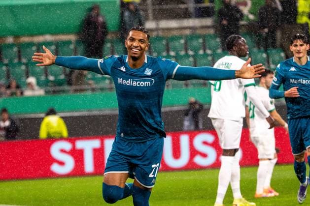 SOCCER - UEFA ECL, Rapid vs Fiorentina VIENNA,AUSTRIA,23.OCT.25 - SOCCER - UEFA Conference League, SK Rapid Wien vs ACF Fiorentina. Image shows the rejoicing of Cher Ndour (Fiorentina).  GEPAxpictures xPhilippxBrem
