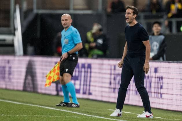 251023 Head coach Inigo Perez of Rayo Vallecano during the UEFA Conference League football match between Häcken and Rayo Vallecano on October 23, 2025 in Gothenburg Photo Mathias Bergeld BILDBYRAN kod MB MB1226 fotboll football soccer fotball uefa conference league conference league häcken rayo vallecano bbeng  Copyright: MATHIASxBERGELD BB251023MB027