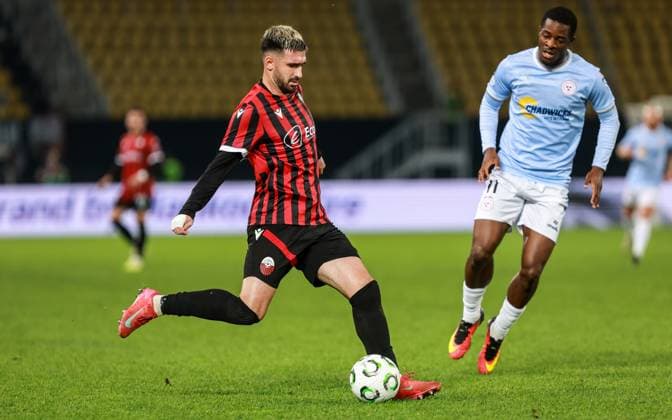 UEFA Europa Conference League Group Phase, Todor Proeski Arena, North Macedonia 23 10 2025 Shkendija vs Shelbourne Klisman Cake of Shkendija with Mipo Odubeko of Shelbourne Klisman Cake with Mipo Odubeko 23 10 2025  Copyright: x INPHOx 0B1A7812