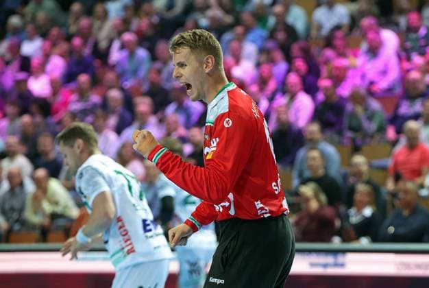 23 10 2025, xovx, Handball Daikin Handball Bundesliga, HSG Wetzlar FRISCH AUF Göppingen Kristian Saeveras Frisch Auf Göppingen Wetzlar Buderus Arena Hessen Germany EN