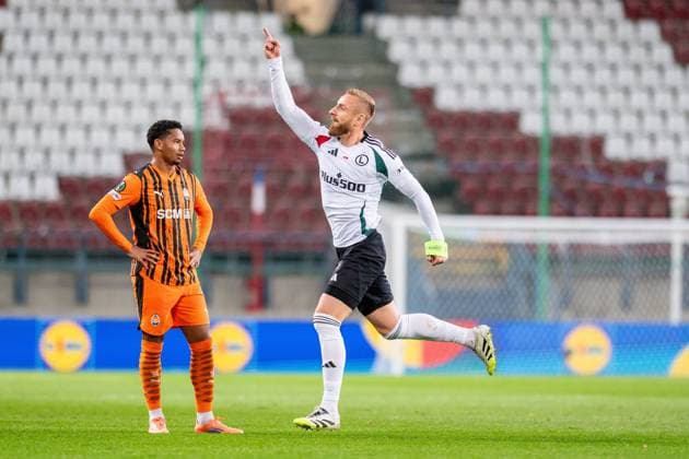 2025.10.23 Krakow pilka nozna Faza ligowa Ligi Konferencji UEFA sezon 2025 2026 Szachtar Donieck - Legia Warszawa N z Rafal Augustyniak cieszynka gol radosc celebration Foto Gleb Soboliev PressFocus 2025.10.23 Krakow Football - UEFA Conference League League stage season 2025 2026 Shakhtar Donieck - Legia Warsaw Rafal Augustyniak cieszynka gol radosc celebration Credit: Gleb Soboliev PressFocus NEWSPIX.PL --- newspix.pl 