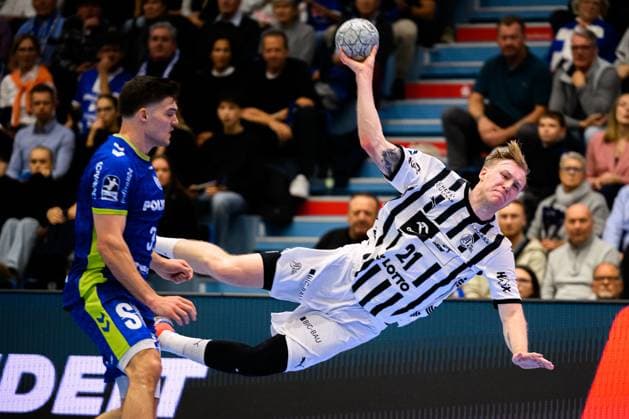 Gummersbach HBL 25 26 VfL Gummersbach THW Kiel Eric Johansson THW Kiel Gummersbach Schwalbe Arena Germany