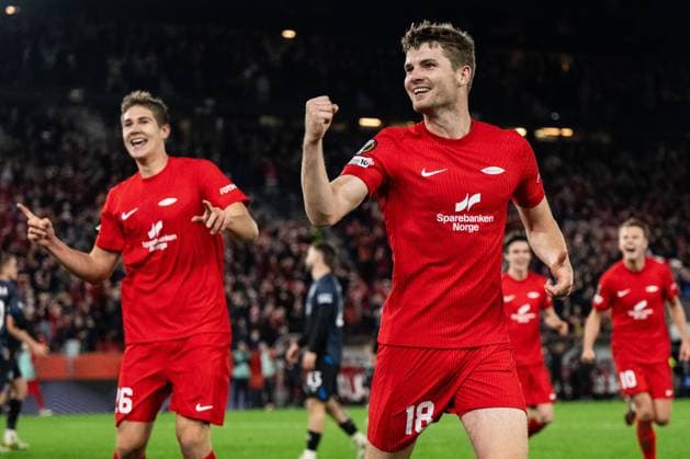 251023 Jacob Ebsen Sorensen of Brann celebrates after 2 0 during the UEFA Europa League football match between Brann and Rangers on October 23, 2025 in Bergen Photo Marius Simensen BILDBYRAN COP 238 MM0046 fotboll football soccer fotball uefa europa league brann rangers bbeng jubel  Copyright: MARIUSxSIMENSEN BB251023BB902