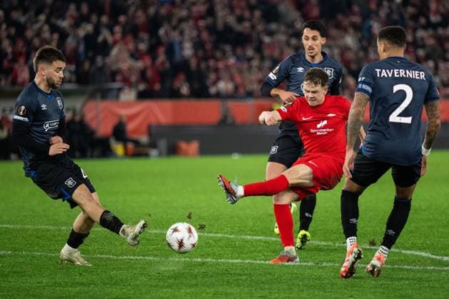 251023 Eggert Aron Gudmundsson of Brann during the UEFA Europa League football match between Brann and Rangers on October 23, 2025 in Bergen Photo Marius Simensen BILDBYRAN COP 238 MM0046 fotboll football soccer fotball uefa europa league brann rangers bbeng  Copyright: MARIUSxSIMENSEN BB251023BB953