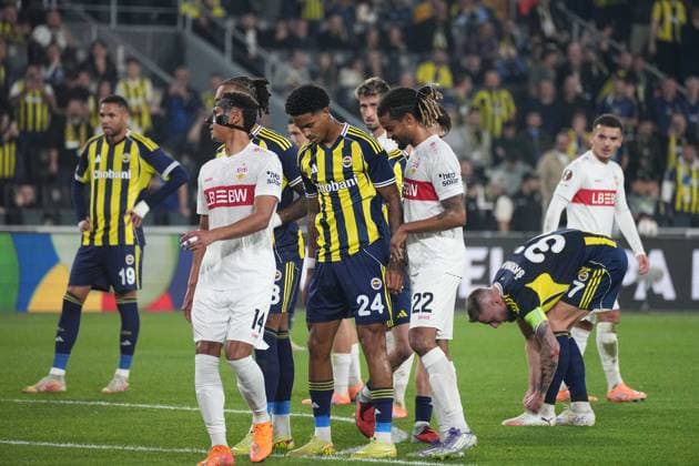 Jayden Oosterwolde of Fenerbahce (C) with Lorenz Assignonand Luca Jaquez of Stuttgart, during the UEFA Europa League league phase match between Fenerbahce SK and VfB Stuttgart, in Istanbul, Turkey, 23 October 2025. ( Copyright: DepoxPhotos 18870453