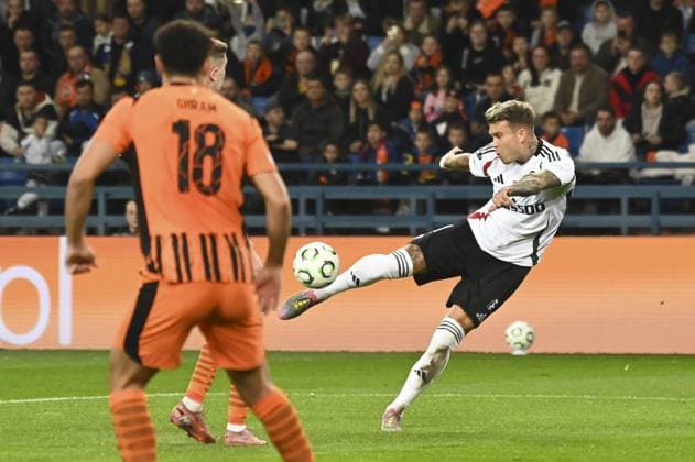 Kamil Piatkowski (LEG) during match the UEFA Conference League between Shakhtar Donetsk vs Legia Warsaw at the Stadion Miejski in Cracov, Poland on October 23, 2025  Copyright: xMichalxDubiel IPAxSportx xipa-agency.netx xx IPA_66984080 IPA_Agency_IPA66984080