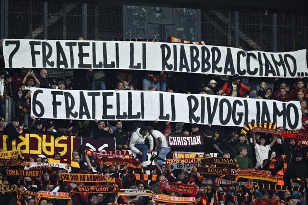 As Roma 23 10 2025 - Europa League Roma-Viktoria Plzen foto Antonello Sammarco Image nella foto: tifosi Roma 