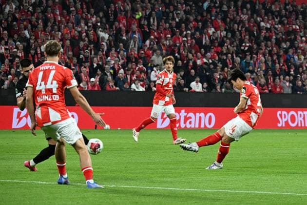 23 10 2025, xsltx, Football UEFA Conference League, FSV Mainz 05 HSK Zrinjski Mostar v l Sota Kawasaki FSV Mainz 05 DFL DFB REGULATIONS PROHIBIT ANY USE OF PHOTOGRAPHS as IMAGE SEQUENCES and or QUASI VIDEO Mainz