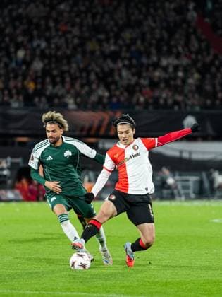 UEFA Europa League: Feyenoord v Panathinaikos F.C. Rotterdam - Ayase Ueda of Feyenoord during the third match of the UEFA Europa League 2025 2026. The match is set between Feyenoord and Panathinaikos F.C. at Stadion Feijenoord De Kuip on 23 October 2025 in Rotterdam, The Netherlands. Copyright: xYannickxVerhoevenx