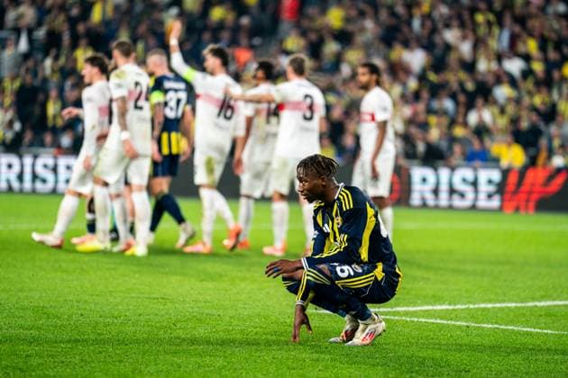 Fenerbahce SK v VfB Stuttgart - UEFA Europa League 2025 26 League Phase MD3 Dorgeles Nene of Fenerbahce looks on during the UEFA Europa League match between Fenerbahce and Stuttgart at the Chobani Stadium in Fenerbahce, Turkey, on October 23, 2025. Istanbul Istanbul Turkey  Copyright: xYagizxGurtugx originalFilename:gurtug-fenerbah251023_npdzu.jpg