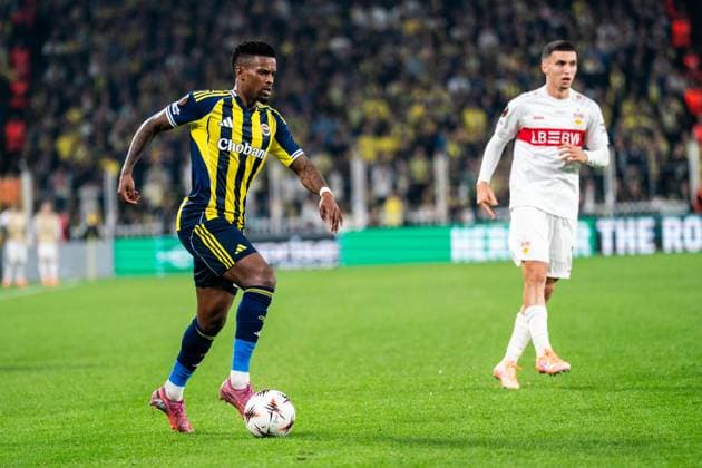 Fenerbahce SK v VfB Stuttgart - UEFA Europa League 2025 26 League Phase MD3 Nelson Semedo of Fenerbahce is in action during the UEFA Europa League match between Fenerbahce and Stuttgart at the Chobani Stadium in Stuttgart, Germany, on October 23, 2025. Istanbul Istanbul Turkey  Copyright: xYagizxGurtugx originalFilename:gurtug-fenerbah251023_npN7a.jpg