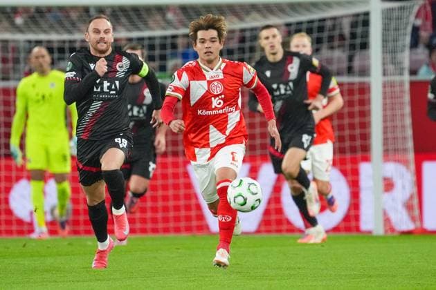Kaishu Sano 1 FSV Mainz 05, 6 23 10 2025 1 FSV Mainz 05 vs Zrinjski Mostar, MEWA Arena, Europa Conference League