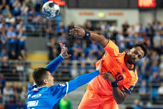 EHF Champions League - Orlen Wisla Plock v FC Barcelona, Barca Timothey N™Guessan during the match EHF Champions League Men match between Orlen Wisla Plock and FC Barcelona in Plock, Poland on October 23, 2025.NO SALES POLAND Plock Poland  Copyright: xAndrzejxIwanczukx originalFilename:iwanczuk-ehfchamp251023_np7ml.jpg