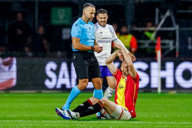 Gerrit Nauber of Go Ahead Eagles injured Go Ahead Eagles v Aston Villa FC, UEFA Europa League 2025 26 League Phase MD3, Go Ahead Eagles v Aston Villa FC, Stadion De Adelaarshorst, October 23, 2025, Deventer, Netherlands.