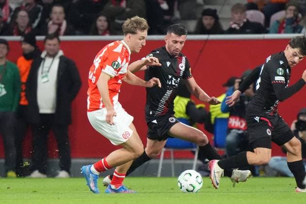 Nelson Weiper 1 FSV Mainz 05, 44 vs Neven Djurasec Zrinjski Mostar, 30 23 10 2025 1 FSV Mainz 05 vs Zrinjski Mostar, MEWA Arena, Europa Conference League