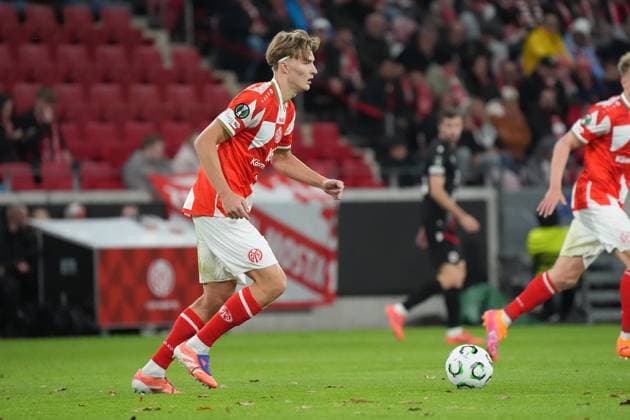 Kacper Potulski 1 FSV Mainz 05, 48 23 10 2025 1 FSV Mainz 05 vs Zrinjski Mostar, MEWA Arena, Europa Conference League