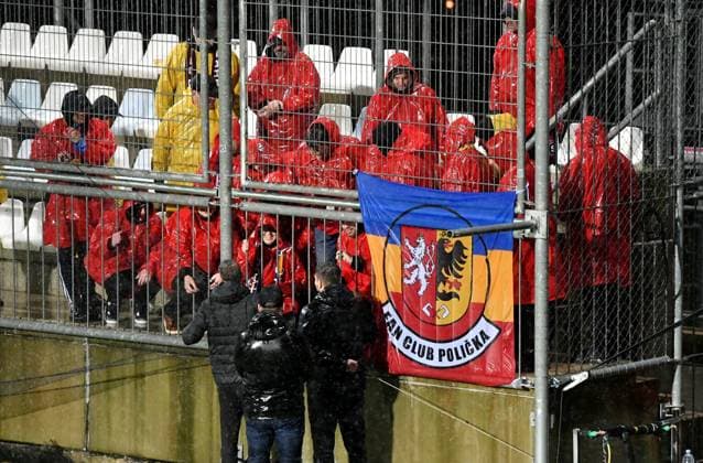 Croatia, Rijeka, 231025. Rujevica Stadium. UEFA Conference League 2nd round match Rijeka - Sparta Prague. In the photo: the match was stopped due to rain. Photo: Damir Skomrlj CROPIX Copyright: xxDamirxSkomrljx rijeka_sparta21-231025