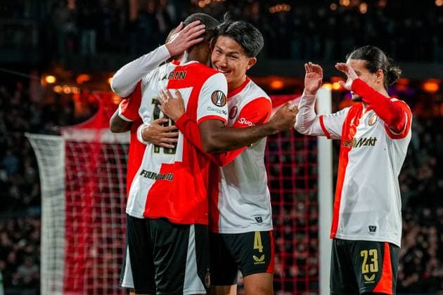 ROTTERDAM , 23-10-2025 , Stadium Feijenoord De Kuip , season 2025 2026 , UEFA Europa League League phase , match between Feyenoord and Panathinaikos FC , celebration after scoring by Feyenoord player Cyle Larin 3-1 Feyenoord - Panathinaikos  x31656992x Copyright:
