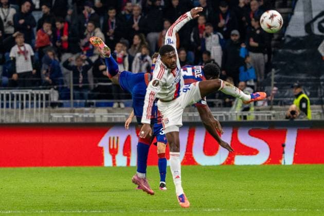 Lyon, France, October 23th 2025 Philip Otele (7 Basel) with Ainsley Maitland?Niles (98 Lyon) during the Europa League football match between Olympique Lyon and FC Basel 1893 at OL Stadium in Lyon, France. Pascal von Büren (Pascal von Büren SPP) Copyright: xPascalxvonxBürenx xSPPx spp-en-PaVoBSp-PAVO_Lyon-52