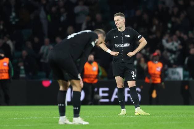 SOCCER - UEFA EL, Celtic vs Sturm GLASGOW,SCOTLAND,23.OCT.25 - SOCCER - UEFA Europa League, Celtic Glasgow vs SK Sturm Graz. Image shows the disappointment of Dimitri Lavalee (Sturm).  GEPAxpictures xChrisxBauer