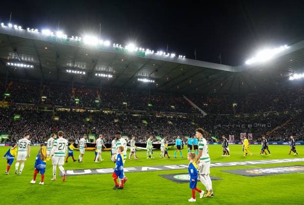 View of Celtic Park with Celtic fans sack the board banner before kick off Celtic v Sturm Graz, UEFA Europa League, Group Stage, Football, Celtic Park, Glasgow, Scotland, UK - 23 Oct 2025Glasgow Celtic Park United Kingdom EDITORIAL USE ONLY No use with unauthorised audio, video, data, fixture lists, club league logos or live services. Online in-match use limited to 120 images, no video emulation. No use in betting, games or single club league player publications. Copyright: xStuartxWallace Shutterstockx 15567786bn