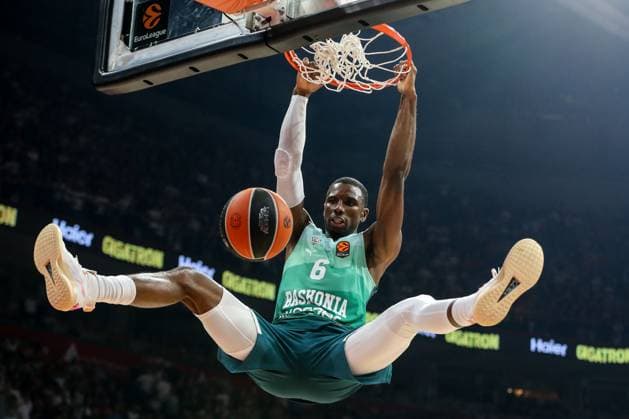 KK Crvena zvezda v Saski Baskonia - EuroLeague BELGRADE, SERBIA - OCTOBER 23: Hamidou Diallo of Saski Baskonia in action during Turkish Airlines EuroLeague basketball match between KK Crvena zvezda and Saski Baskonia at the Belgrade Arena in Belgrade, Serbia on October 23, 2025. Filip Stevanovic Anadolu Belgrade Serbia. Editorial use only. Please get in touch for any other usage.  Copyright: x2025xAnadoluxFilipxStevanovicx