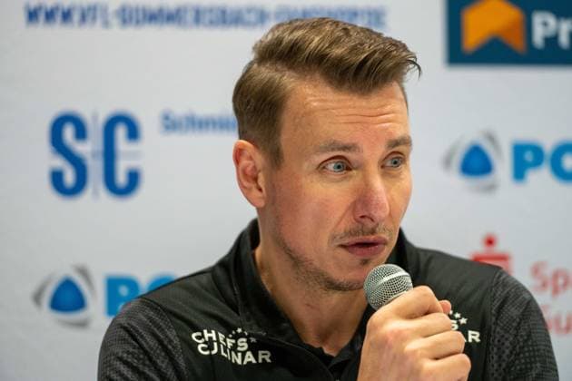 Filip Jicha, Head Coach, THW Kiel , VfL Gummersbach vs THW Kiel, Daikin Handball Bundesliga, Men , Matchday 10, 23 10 2025 Gummersbach NRW Germany Copyright: xkolbert-press MartinxWdziecznyx