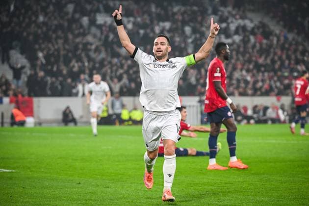 October 23, 2025, Villeneuve-D ascq, France, France: Andrija ZIVKOVIC of PAOK celebrates his goal during the UEFA Europa League, League Phase MD3 match between Lille OSC (LOSC) and PAOK FC at Pierre Mauroy Stadium on October 23, 2025 in Villeneuve-d Ascq near Lille, France. Villeneuve-D ascq France - ZUMAm308 20251023_zsp_m308_016 Copyright: xMatthieuxMirvillex