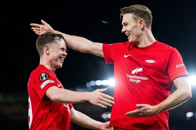 251023 Emil Kornvig of Brann celebrates after scoring the 1 0 goal during the UEFA Europa League football match between Brann and Rangers on October 23, 2025 in Bergen Photo Marius Simensen BILDBYRAN COP 238 MM0046 bbeng brann football fotball fotboll jubel rangers soccer uefa europa league  Copyright: MARIUSxSIMENSEN BB251023ZK032
