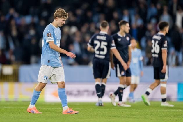 251023 Hugo Bolin of Malmö FF looks dejected after the UEFA Europa League football match between Malmö FF and Dinamo Zagreb on October 23, 2025 in Malmö Photo Petter Arvidson BILDBYRAN kod PA PA1100 fotboll football soccer fotball uefa europa league europa league malmö ff dinamo zagreb gnk dinamo zagreb bbeng depp  Copyright: PETTERxARVIDSON BB251023PA163