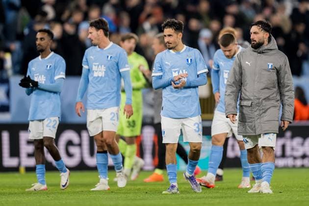 251023 Adrian Skogmar and Sead Haksabanovic of Malmö FF look dejected after the UEFA Europa League football match between Malmö FF and Dinamo Zagreb on October 23, 2025 in Malmö Photo Petter Arvidson BILDBYRAN kod PA PA1100 fotboll football soccer fotball uefa europa league europa league malmö ff dinamo zagreb gnk dinamo zagreb bbeng depp  Copyright: PETTERxARVIDSON BB251023PA170