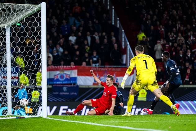 251023 Emil Kornvig of Brann scores the 1 0 goal during the UEFA Europa League football match between Brann and Rangers on October 23, 2025 in Bergen Photo Marius Simensen BILDBYRAN COP 238 MM0046 bbeng brann football fotball fotboll rangers soccer uefa europa league  Copyright: MARIUSxSIMENSEN BB251023ZK043