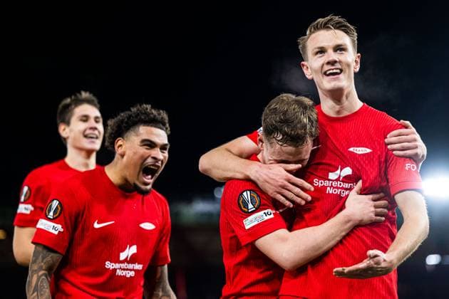 251023 Emil Kornvig of Brann celebrates after scoring the 1 0 goal during the UEFA Europa League football match between Brann and Rangers on October 23, 2025 in Bergen Photo Marius Simensen BILDBYRAN COP 238 MM0046 bbeng brann football fotball fotboll jubel rangers soccer uefa europa league  Copyright: MARIUSxSIMENSEN BB251023ZV046