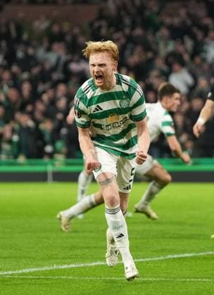 Liam Scales of Celtic celebrates scoring to tie the game 1-1. Celtic v Sturm Graz, UEFA Europa League, Group Stage, Football, Celtic Park, Glasgow, Scotland, UK - 23 Oct 2025Glasgow Celtic Park United Kingdom EDITORIAL USE ONLY No use with unauthorised audio, video, data, fixture lists, club league logos or live services. Online in-match use limited to 120 images, no video emulation. No use in betting, games or single club league player publications. Copyright: xStuartxWallace Shutterstockx 15567786bw