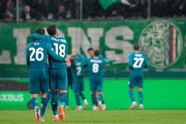 CALCIO - UEFA Conference League - SK Rapid Wien vs ACF Fiorentina ACF Fiorentina celebrates after a goal to make it 3-0 during SK Rapid Wien vs ACF Fiorentina, UEFA Conference League football match in Vienna, Austria, October 23 2025 Vienna Austria  Copyright: xIPAxSport ABACAx