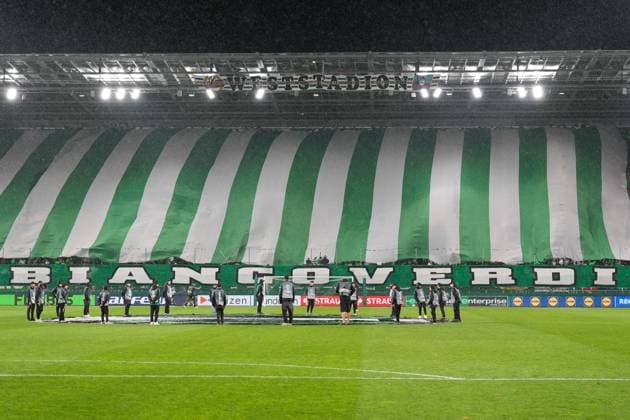 CALCIO - UEFA Conference League - SK Rapid Wien vs ACF Fiorentina SK Rapid Wien fans in the south stand unveil a choreo before the match during SK Rapid Wien vs ACF Fiorentina, UEFA Conference League football match in Vienna, Austria, October 23 2025 Vienna Austria  Copyright: xIPAxSport ABACAx