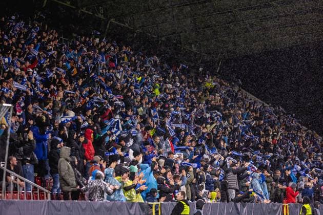 Olomuniec 23.10.2025 Pilka nozna Liga Konferencji UEFA sezon 2025 2026 kolejka 2 mecz: Sigma Olomuniec - Rakow Czestochowa nz. kibice Sigmy na meczu, Sigma fans at the match --- Olomouc, Football UEFA Conference League season 2025 2026 round 2 match: Sigma Olomouc - Rakow Czestochowa Fot. Rafal Baranski Arena Akcji NEWSPIX.PL --- newspix.pl 