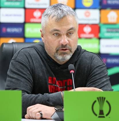 Samsunspor v Dynamo Kyiv - UEFA Europa Conference League SAMSUN, TURKIYE - OCTOBER 24: Head coach Thomas Reis of Samsunspor speaks during press conference, PK, Pressekonferenz after the UEFA Europa Conference League week 2 match between Samsunspor and Dynamo Kyiv at New May 19 Stadium in Samsun, Turkiye on October 24, 2025. Veysel Altun Anadolu Samsun Turkey. Editorial use only. Please get in touch for any other usage.  Copyright: x2025xAnadoluxVeyselxAltunx
