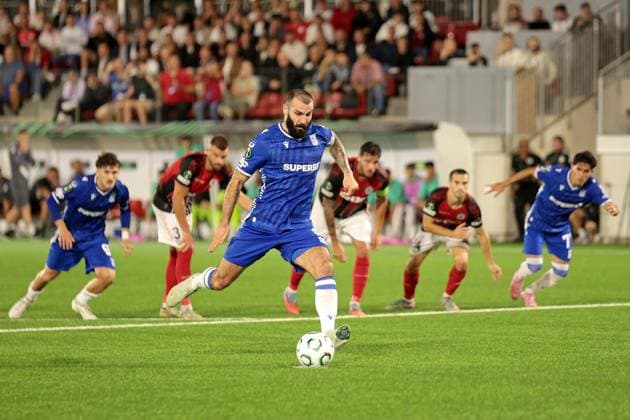 2025.10.23 Gibraltar Pilka nozna , UEFA Liga Konferencji sezon 2025 26 Lincoln Red Imps - Lech Poznan N z Mikael Ishak strzela bramke na 1-1, gol, bramka, rzut karny Foto Henryk Lipinski PressFocus 2025.10.23 Gibraltar Football , UEFA Conference League , 2025 2026 season Lincoln Red Imps - Lech Poznan Mikael Ishak strzela bramke na 1-1, gol, bramka, rzut karny Credit: Henryk Lipinski PressFocus NEWSPIX.PL --- newspix.pl 
