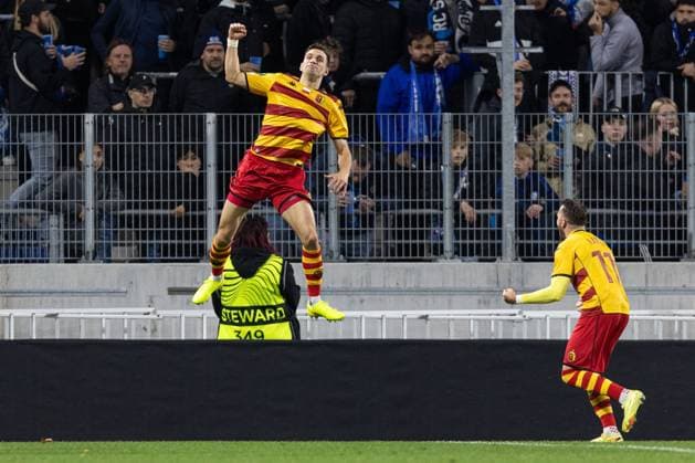 2025.10.23 Strasbourg Liga Konferencji UEFA kolejka 2 sezon 2025 2026 Racing Strasbourg - Jagiellonia Bialystok Nz Dusan Stojinovic gol bramka Foto Sathire KELPA ArenaAkcji 2025.10.23 Strasbourg football UEFA Conference League round 2 season 2025 2026 match Racing Strasbourg - Jagiellonia Bialystok Credit: Sathire KELPA ArenaAkcji NEWSPIX.PL --- newspix.pl 