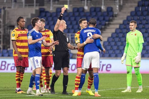 2025.10.23 Strasbourg Liga Konferencji UEFA kolejka 2 sezon 2025 2026 Racing Strasbourg - Jagiellonia Bialystok Nz Dario Bel zolta kartka Foto Sathire KELPA ArenaAkcji 2025.10.23 Strasbourg football UEFA Conference League round 2 season 2025 2026 match Racing Strasbourg - Jagiellonia Bialystok Credit: Sathire KELPA ArenaAkcji NEWSPIX.PL --- newspix.pl 