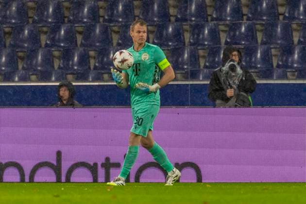 Salzburg, Austria October 23, 2025 Europa League 2025 2026 RB Salzburg vs Frencvaros Budapest In the picture goalkeeper Denes Dibusz TC Red Bull Arena Bayern Copyright: xFotostandx xSchäferx