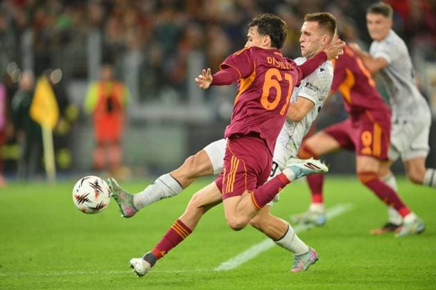 AS Roma v Viktoria Plzen - UEFA Europa League ROME, ITALY - OCTOBER 23 : Niccolo of AS Roma in action during the Europa League match between AS Roma and Viktoria Plzen Stadio Olimpico on October 23,2025 in Rome, Italy. Claudio Pasquazi Anadolu Rome Italy. Editorial use only. Please get in touch for any other usage.  Copyright: x2025xAnadoluxClaudioxPasquazix