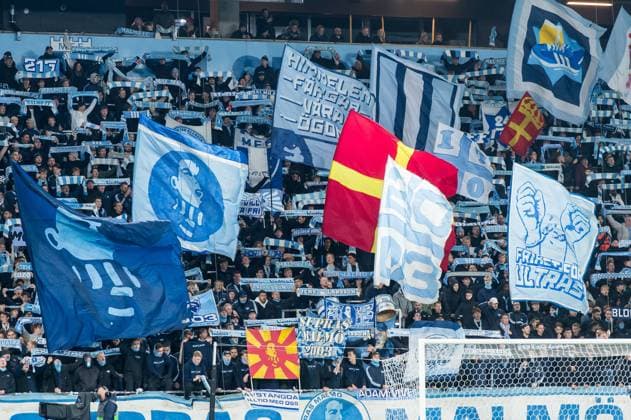 Malmo FF v GNK Dinamo - UEFA Europa League 2025 26 League Phase MD3 MALMO, SWEDEN - OCTOBER 23: Fans of Malmo cheers during the UEFA Europa League 2025 26 League Phase MD3 match between Malmo FF and GNK Dinamo at Malmo New Stadium on October 23, 2025 in Malmo, Sweden.  ChristianxOrnberg PIXSELL