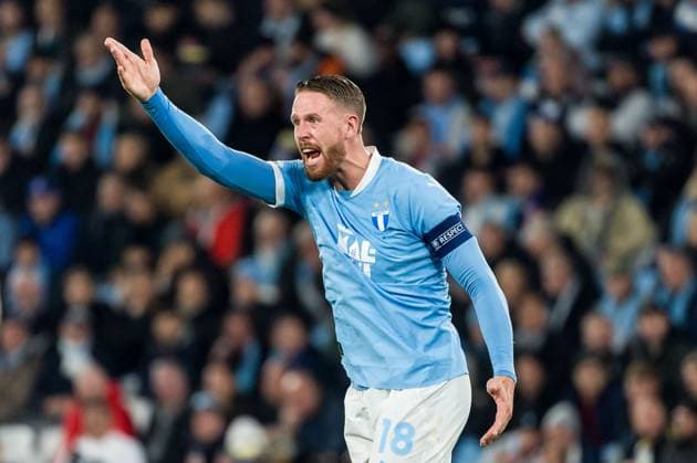 Malmo FF v GNK Dinamo - UEFA Europa League 2025 26 League Phase MD3 MALMO, SWEDEN - OCTOBER 23: Pontus Jansson of Malmo reacts during the UEFA Europa League 2025 26 League Phase MD3 match between Malmo FF and GNK Dinamo at Malmo New Stadium on October 23, 2025 in Malmo, Sweden.  ChristianxOrnberg PIXSELL